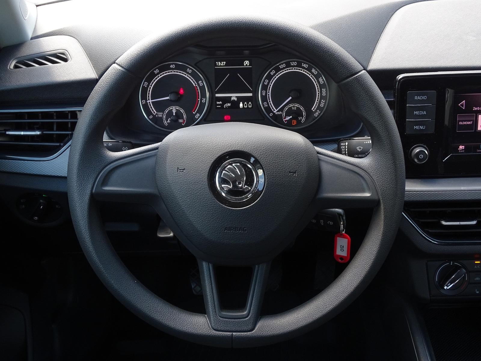 Skoda Scala 1.0 TSI LED Sitzheizung Klima PDC