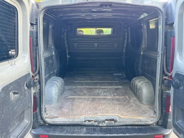 Renault Trafic - 11