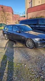 BMW 335d M-Paket - BMW 335 in Krefeld