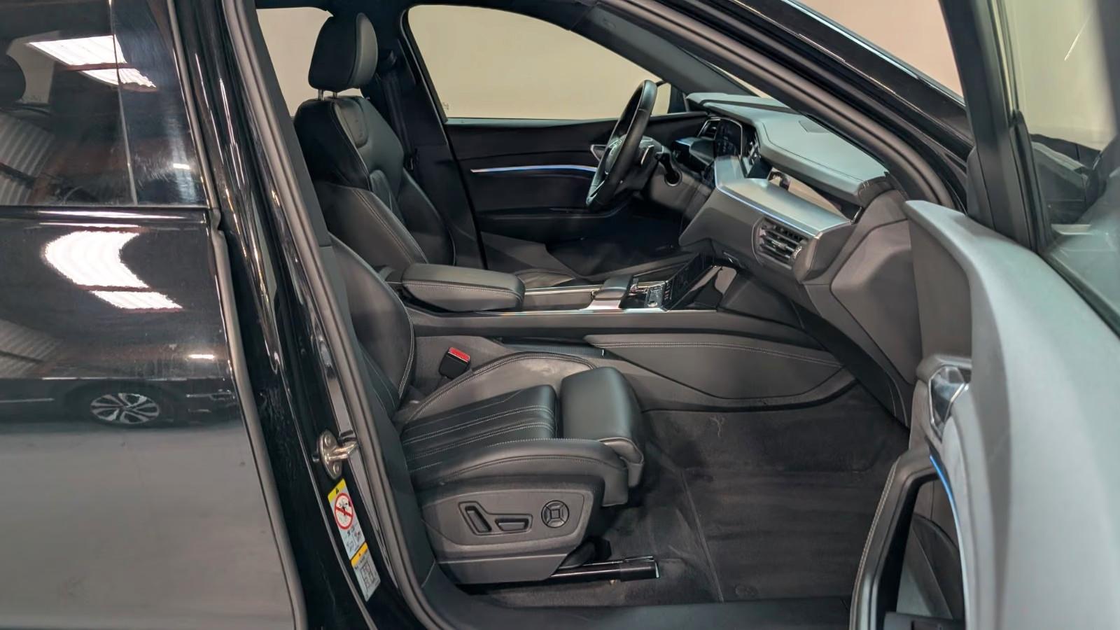 Audi e-tron 55 quattro advanced AIRKAMMEMOPANO20, миниатюра 16