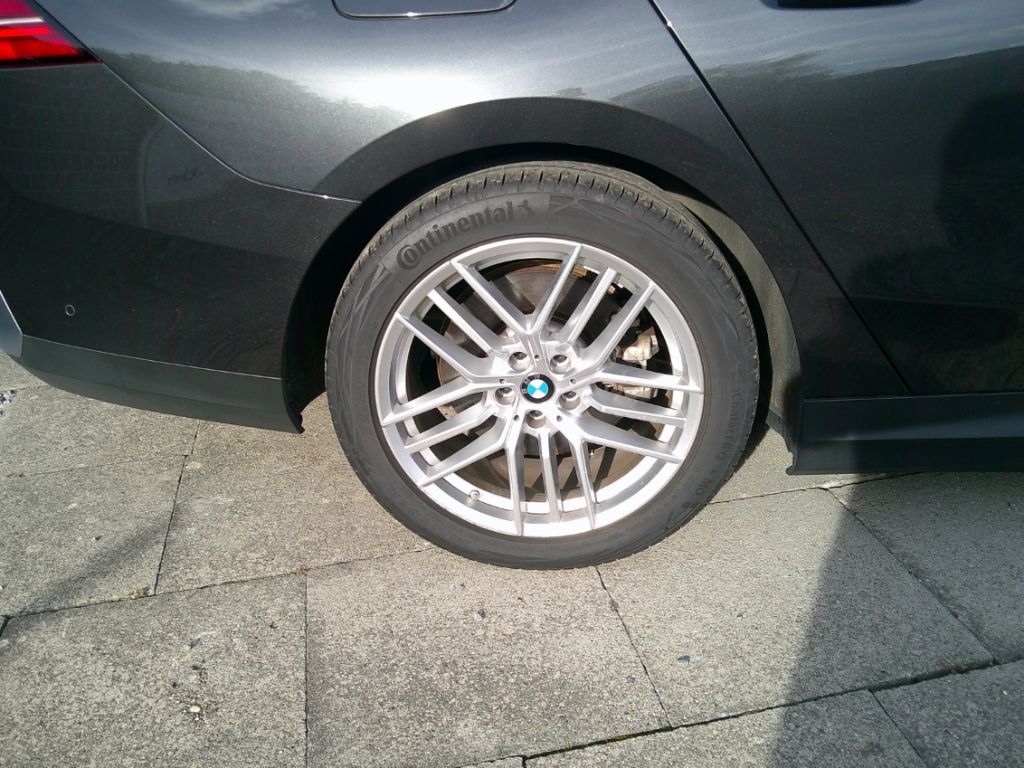 BMW 550 e xDrive Glasdach Driv.Assist Pr Autobahnas foto 5