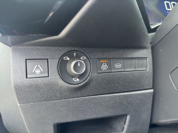 DS DS7 Crossback Performance Line, Bild 28