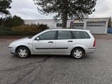 Ford Focus 1.6 Turnier Ambiente - Ford Focus aus 2004: Kombi