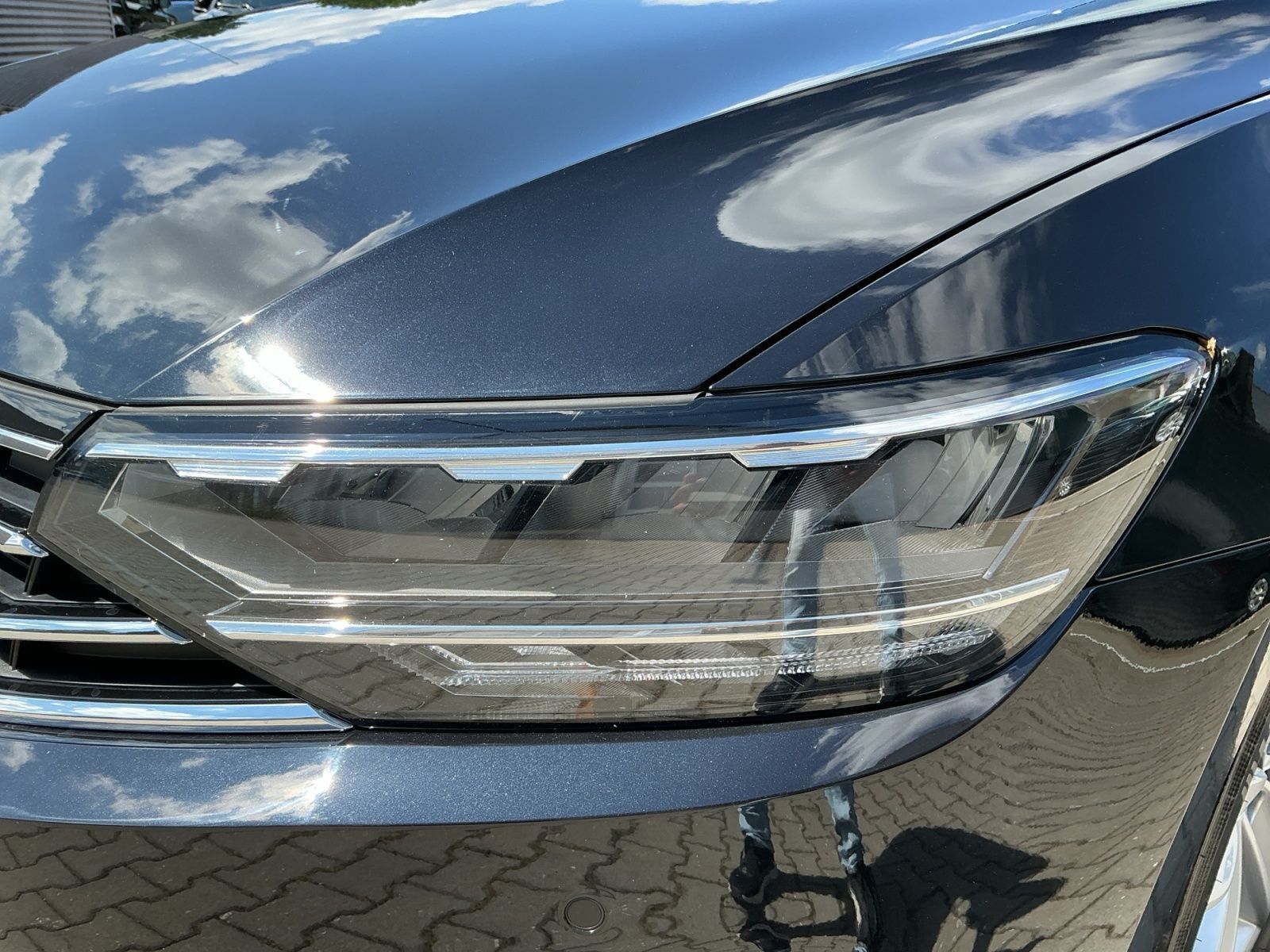 Volkswagen Passat Variant - Bild 17