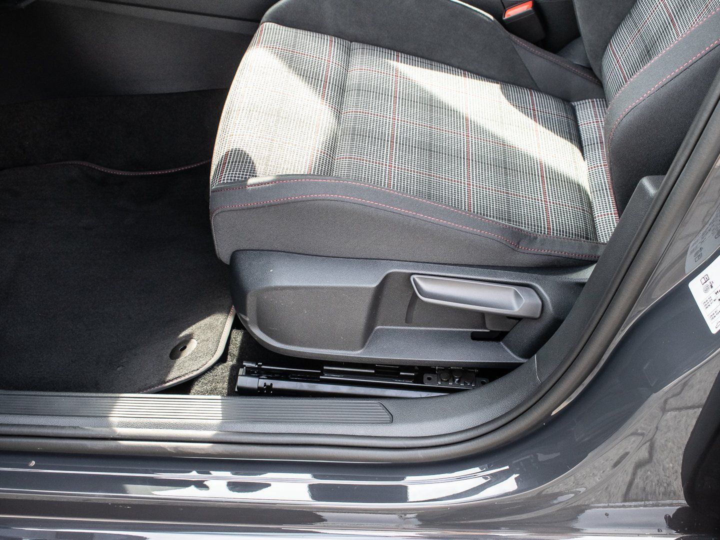 Volkswagen Golf - Bild 14
