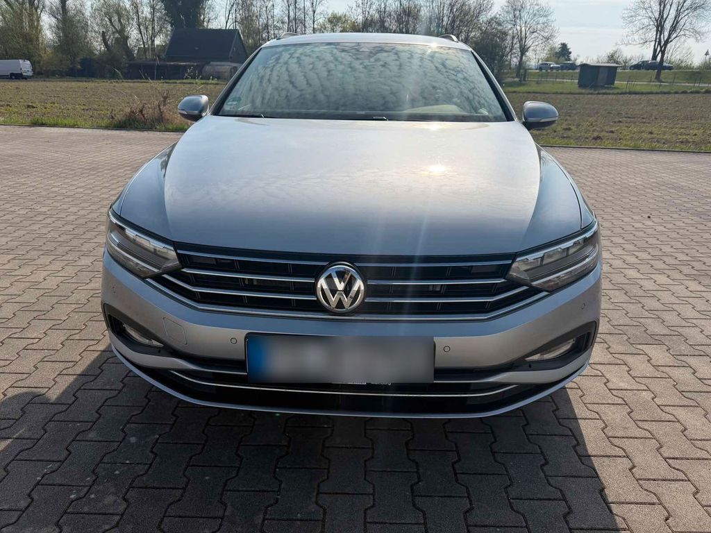 Image of Volkswagen Passat Variant
