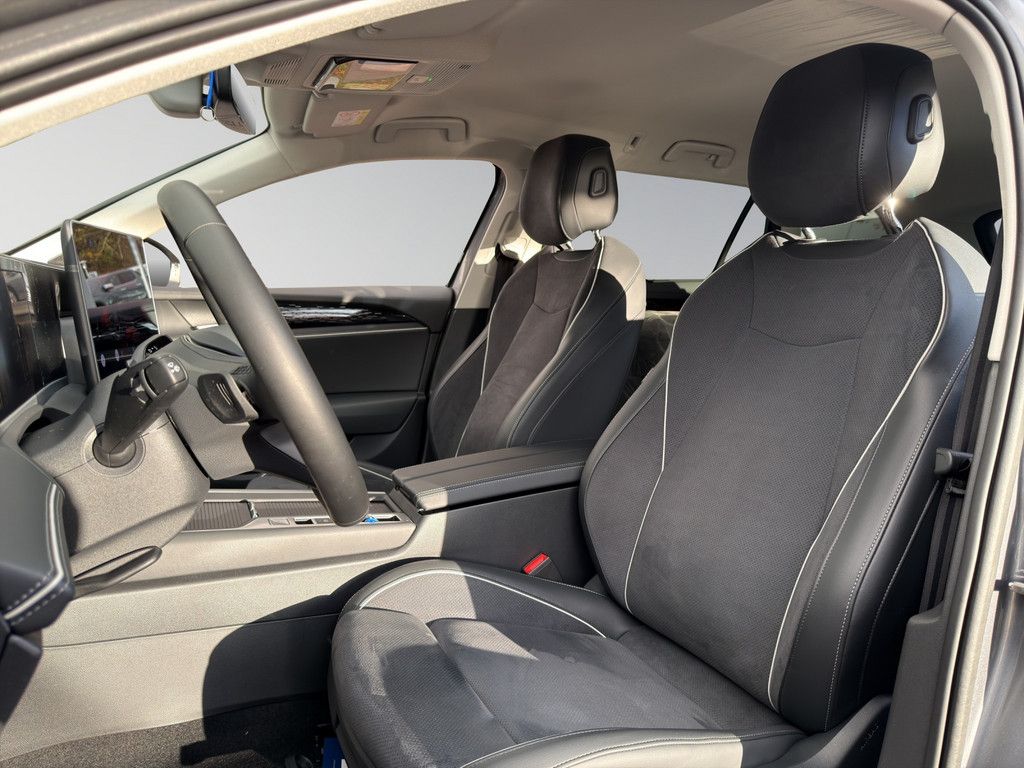 Volkswagen Passat Variant - Bild 10