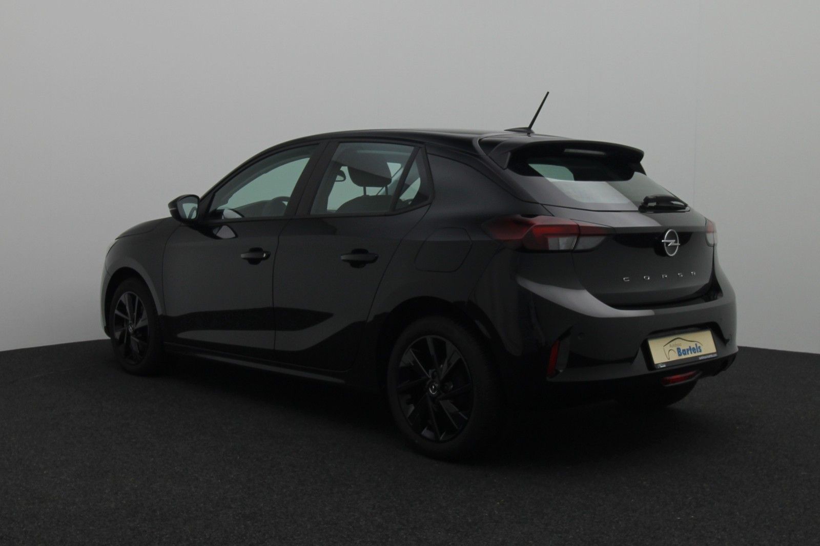 Fahrzeugabbildung Opel Corsa 1.2 F Basis