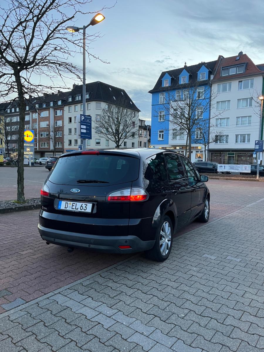 Ford S-Max