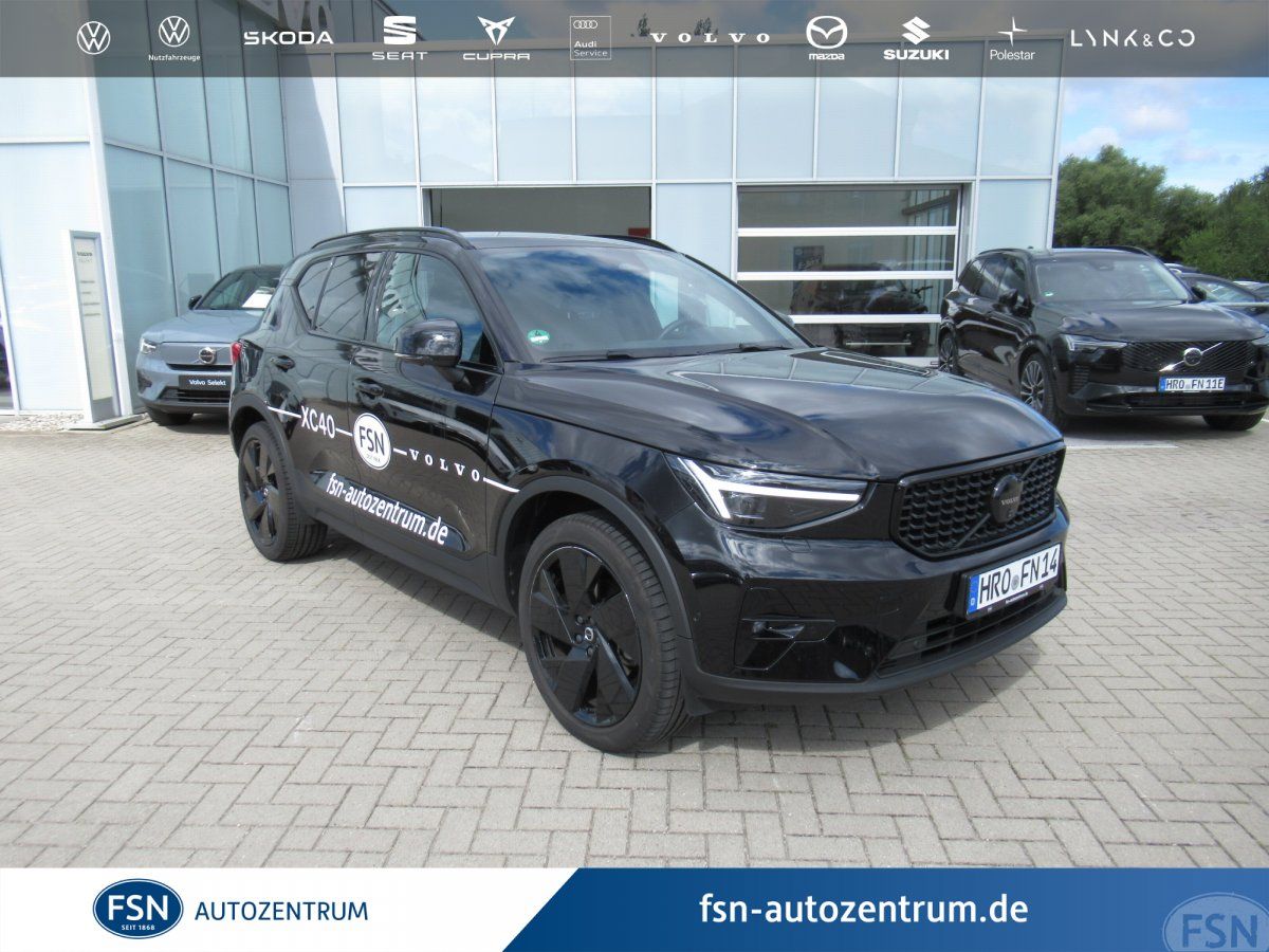 Volvo XC40 B3 Benzin Black Edition Plus Automatik
