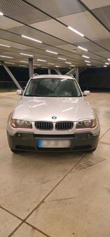BMW E83 X3 2,5L - BMW X3 E83 mit Benzin-Antrieb