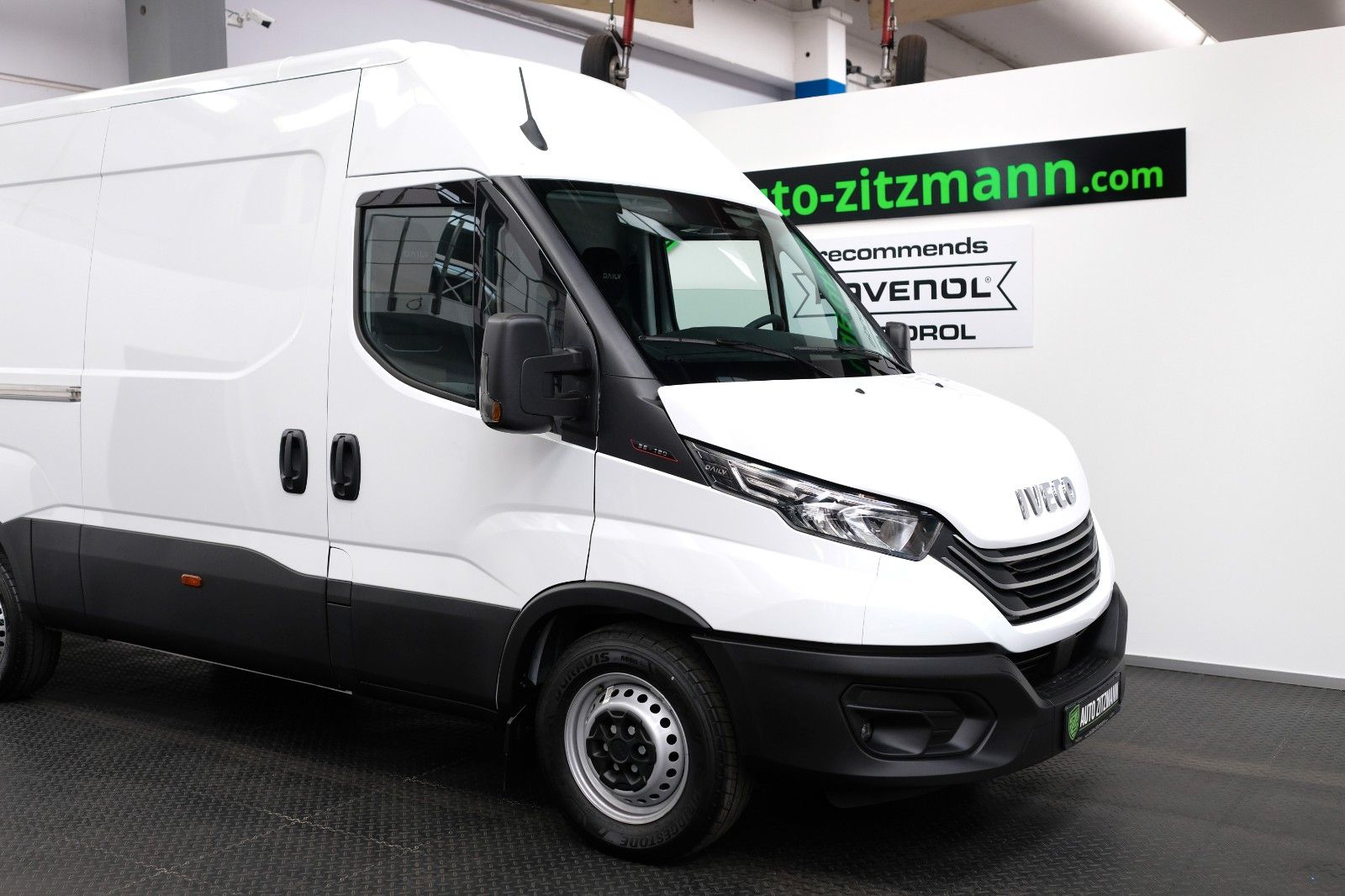 Fahrzeugabbildung Iveco Daily 35S18H V 180 PS RS 3520 3,0L KLIMA KAMERA