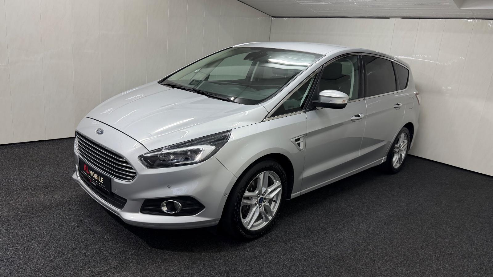 Ford Titanium 2.0 TDCi LED*NAVI*SHZ*TEMP*AHK*El.HECKK