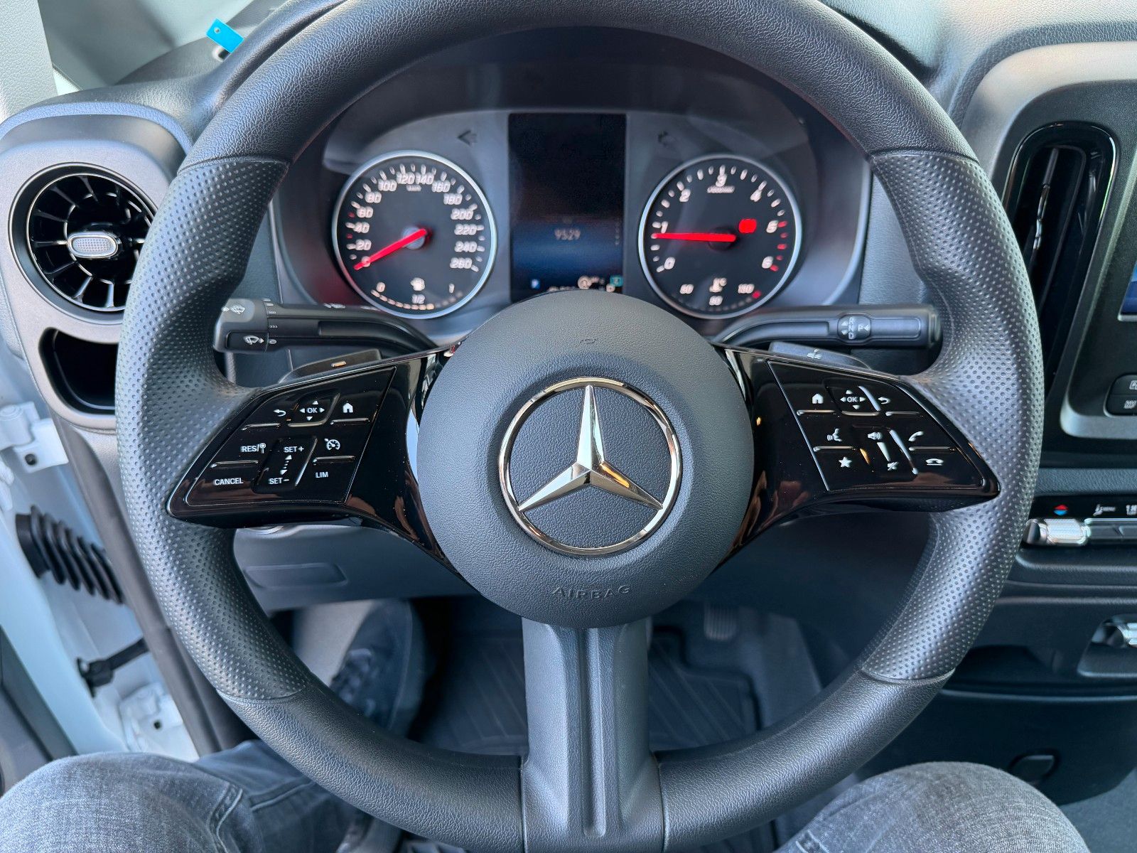 Fahrzeugabbildung Mercedes-Benz Vito 116 CDI 9G Extral Klima Kamera SHZ