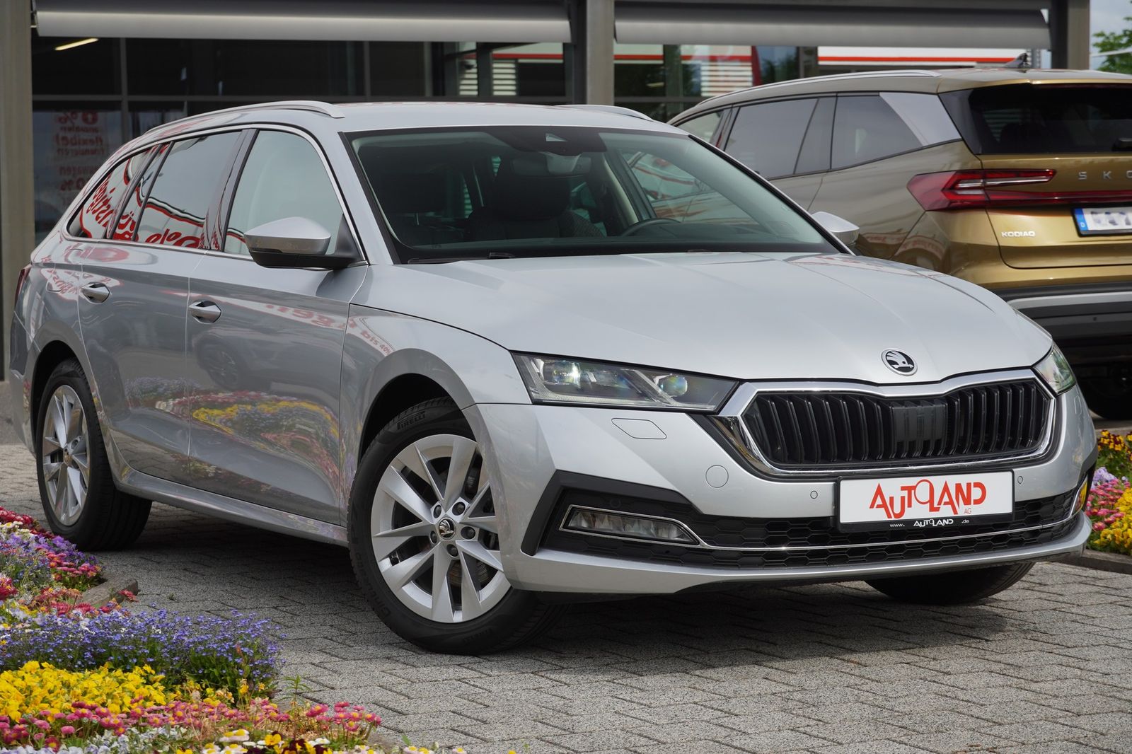Skoda Octavia Combi 2.0 TSI Style 4x4 LED Navi Head-Up foto 4