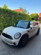 MINI Cabrio mit Carbon-Innenausstattung un... - MINI MINI aus 2009: Cabrio