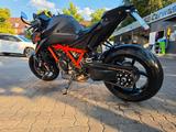 KTM 1390 Super Duke R EVO mit Technik-Paket  - KTM 1390 Super Duke R EVO