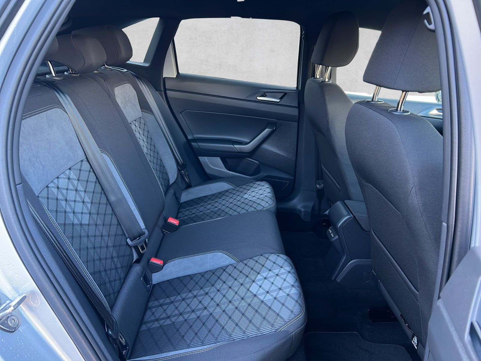 Taigo R-Line 1.0 TSI DSG Navi*ACC*Kamera