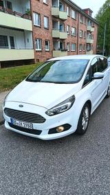 Ford S-Max Titanium 2.0TDCI  , 7 Sitze - Ford S-Max in Lübeck