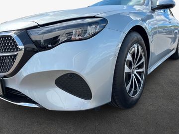 Mercedes E 200 - 6
