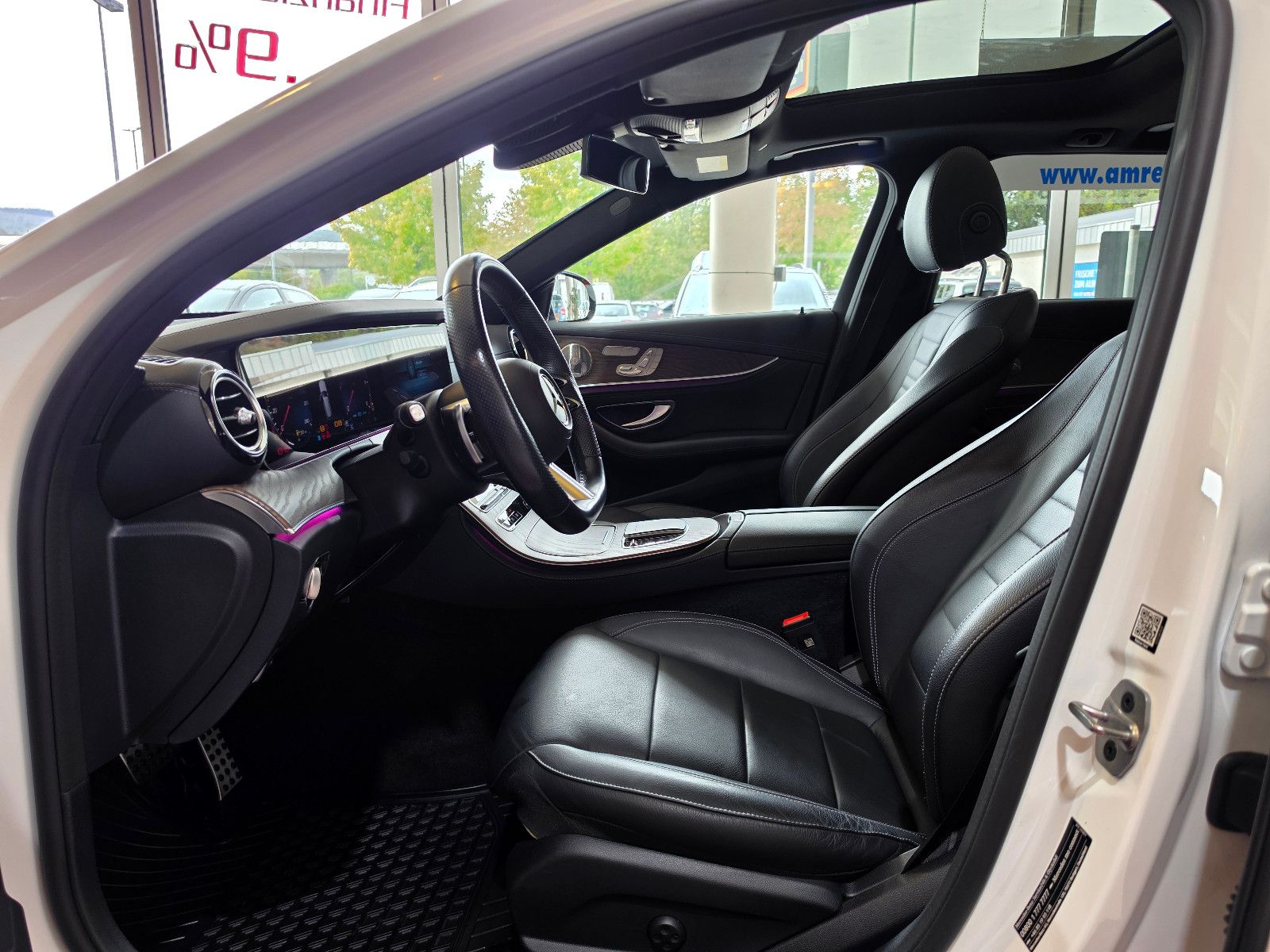 Mercedes-Benz E 220 d 4Matic AMG Line BURMESTER STANDH PANO foto 9