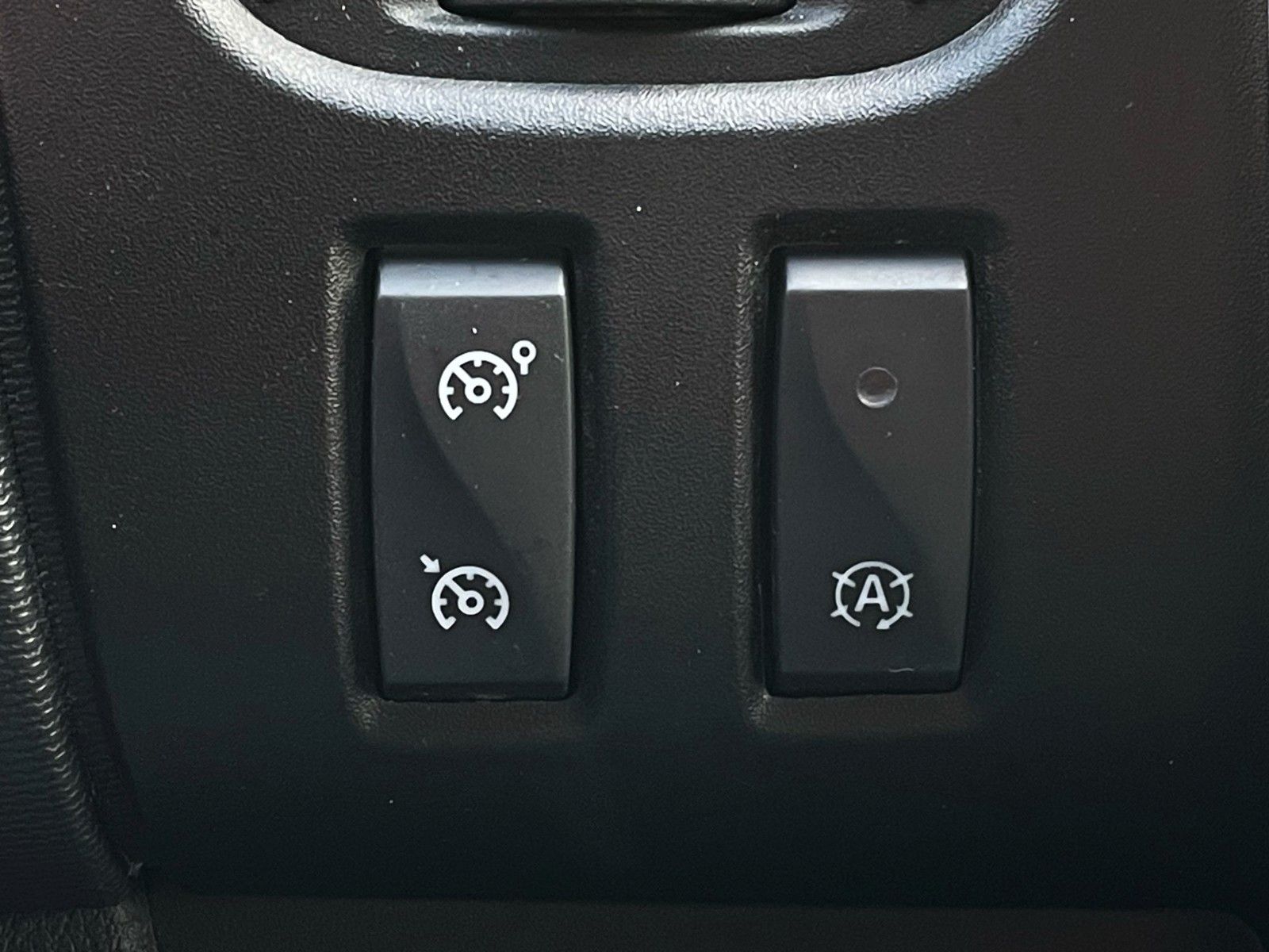 Fahrzeugabbildung Renault Trafic Kasten  L1H1 Komfort KLIMA NAVI MwSt 1.Hd