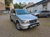 Mercedes-Benz Mercedes ML 320 W163 - Mercedes-Benz ML 320 in Essen