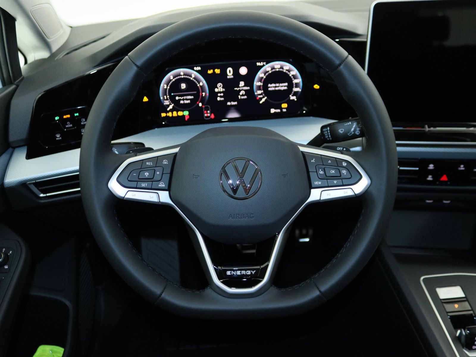 Volkswagen Golf VIII 1.5 eTSI Energy ACC NAVI KAMERA SHZ foto 15