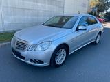 Mercedes-Benz E 250 Lim CDI BlueEfficiency*PDC*SHZ*Automatik* - Mercedes-Benz E 250 mit Diesel-Antrieb: Limousine