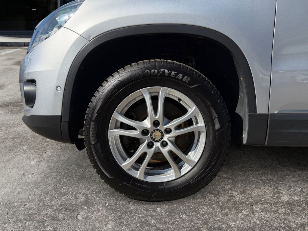 Fahrzeugabbildung Volkswagen Tiguan 1.4 TSI 4Motion Cup Sport & Style