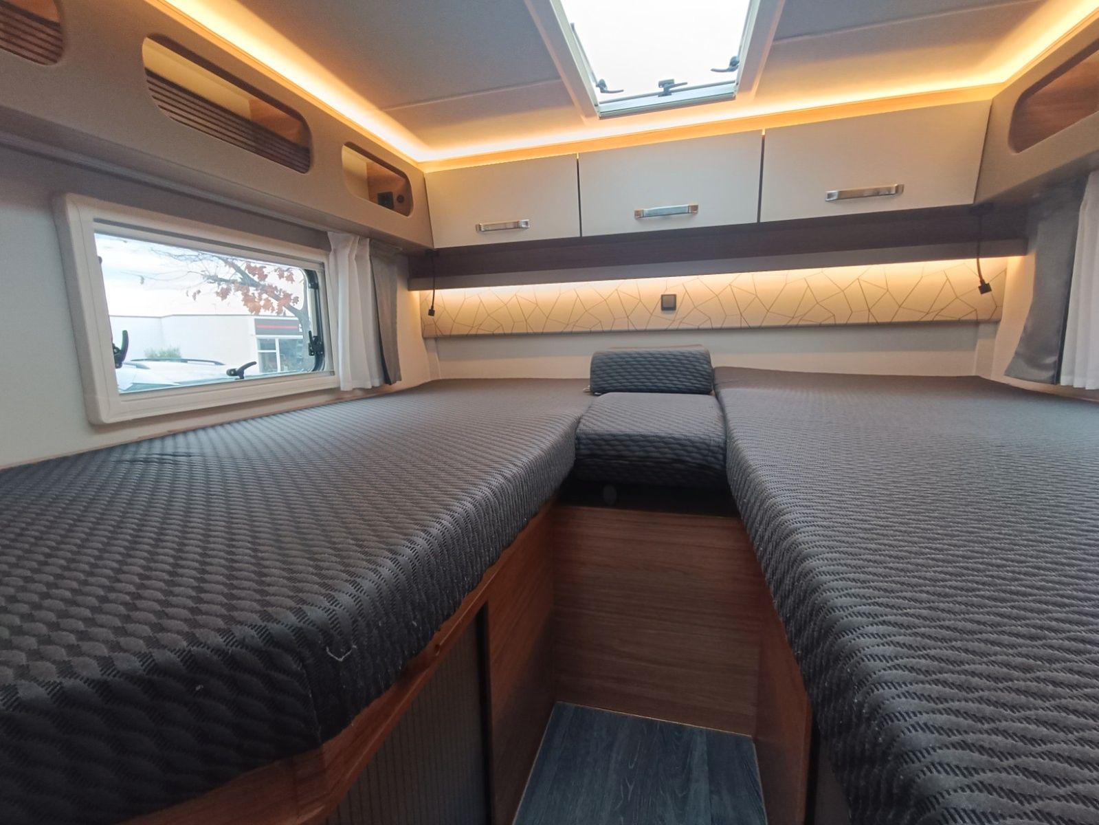 Fahrzeugabbildung Weinsberg CaraLoft 650MEG Ford*Automatik*Xenon*TV*TOP!