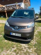 Nissan Evalia - Nissan Evalia mit Diesel-Antrieb
