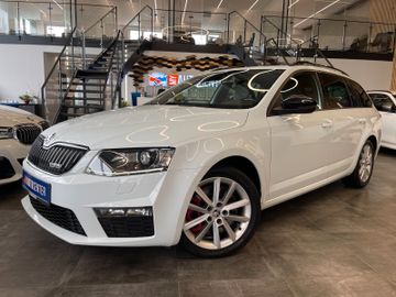 Skoda Octavia Combi RS *TEMPOMAT*NAVI*AHK*BI-XENON*