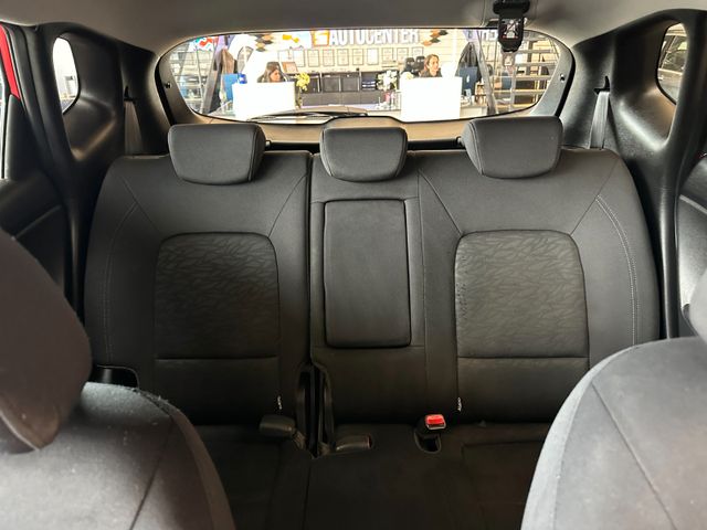 Hyundai ix20*TÜVSERVICE:NEU*SitzLenkradHZ*NAV*TEMPO*PD