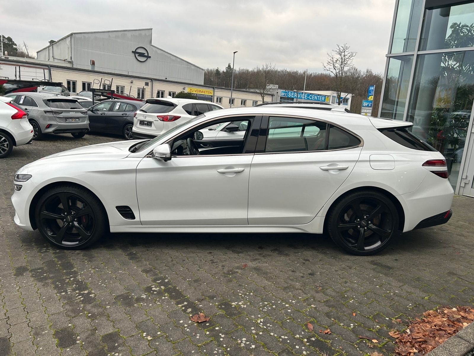 Fahrzeugabbildung Genesis G70  Shooting Brake2.2D AWD Sport Head Up D.