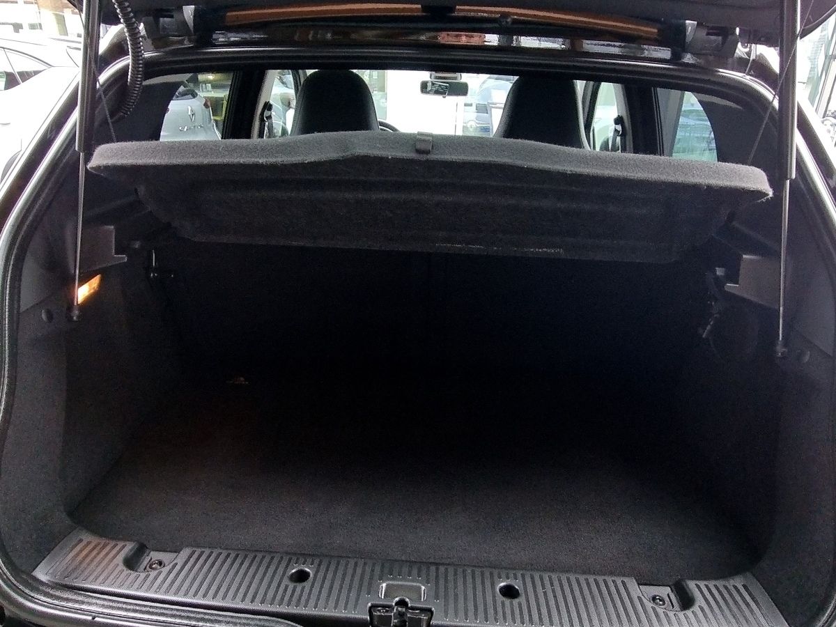 Fahrzeugabbildung Renault Twingo E-TECH elektr. INTENS