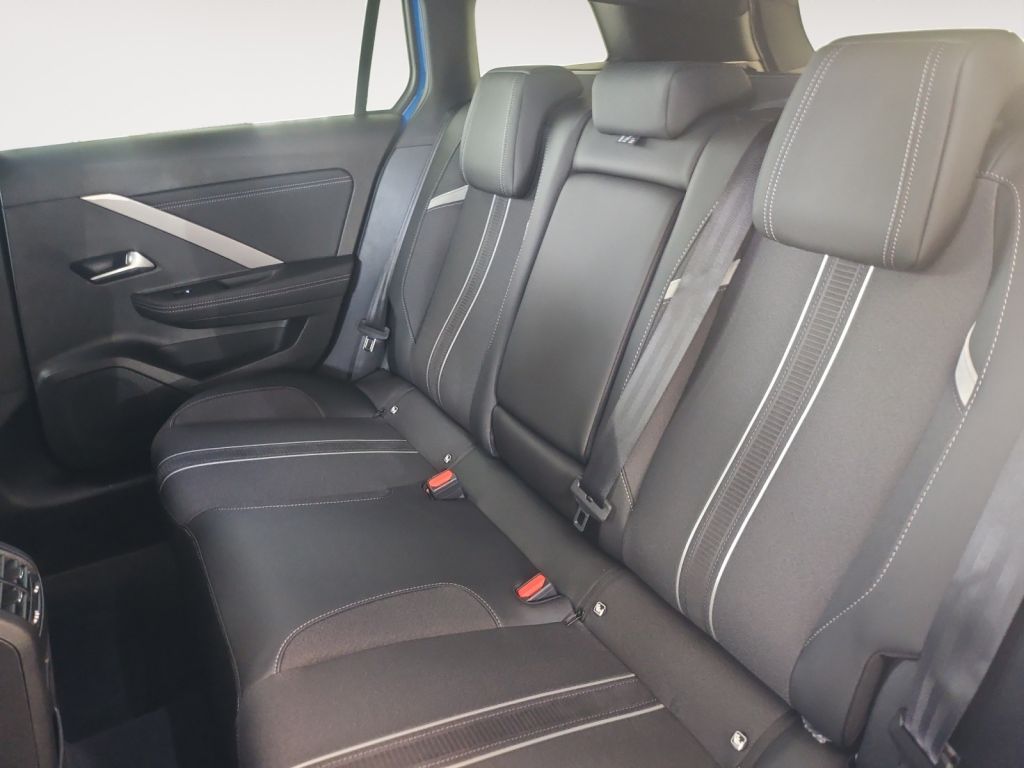 Fahrzeugabbildung Opel Astra Sports Tourer 1.2 Turbo Hybrid 48 V GS (L)