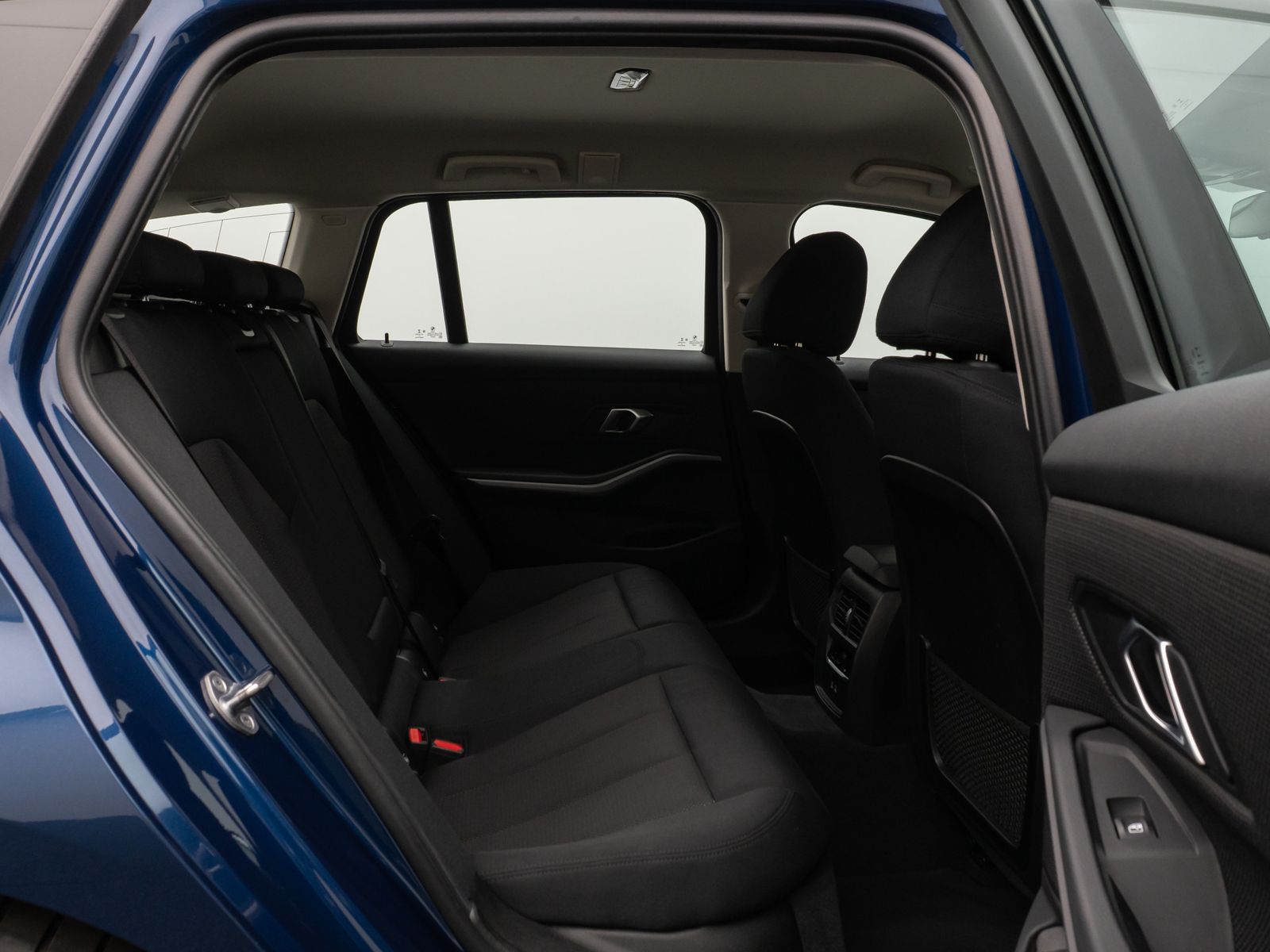 Fahrzeugabbildung BMW 320d xD DAB PDC CockPitPrGeschwindigkeitsreg