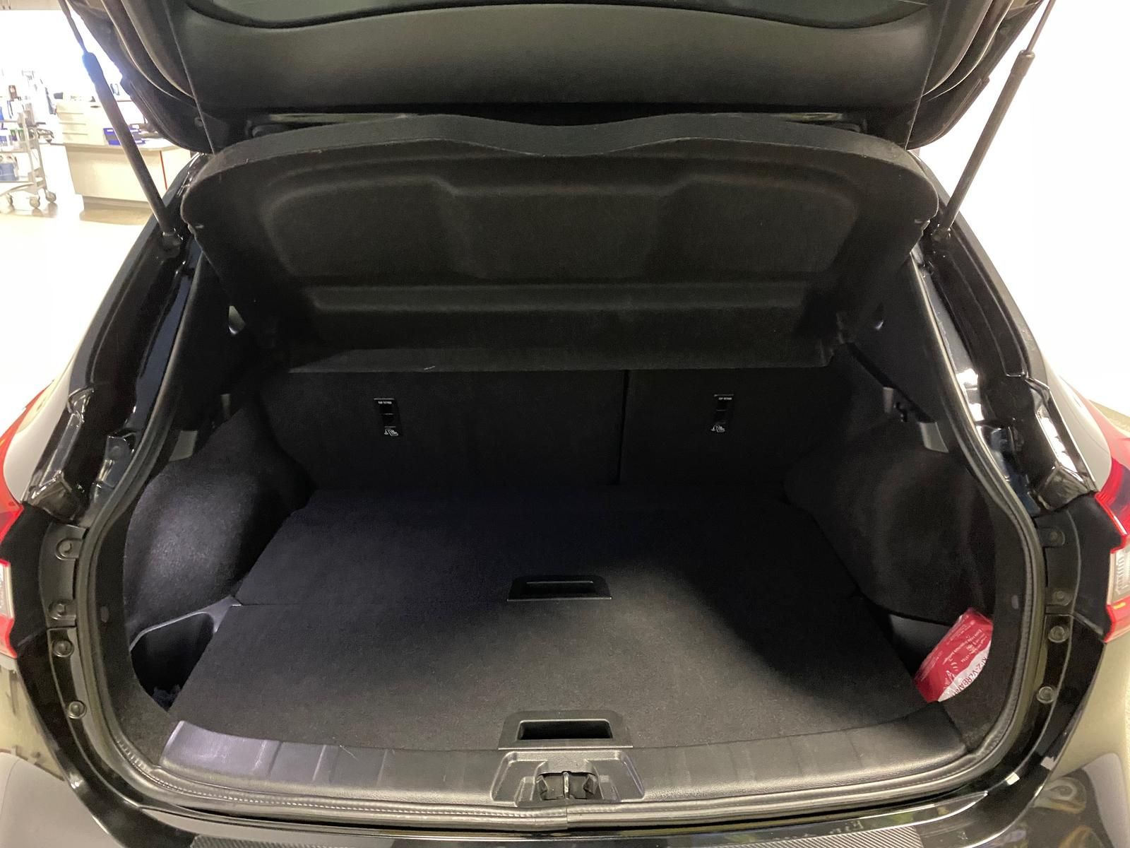 Fahrzeugabbildung Nissan Qashqai 1.2 ACENTA PANORAMA+360°KAMERA+NAVI+18"