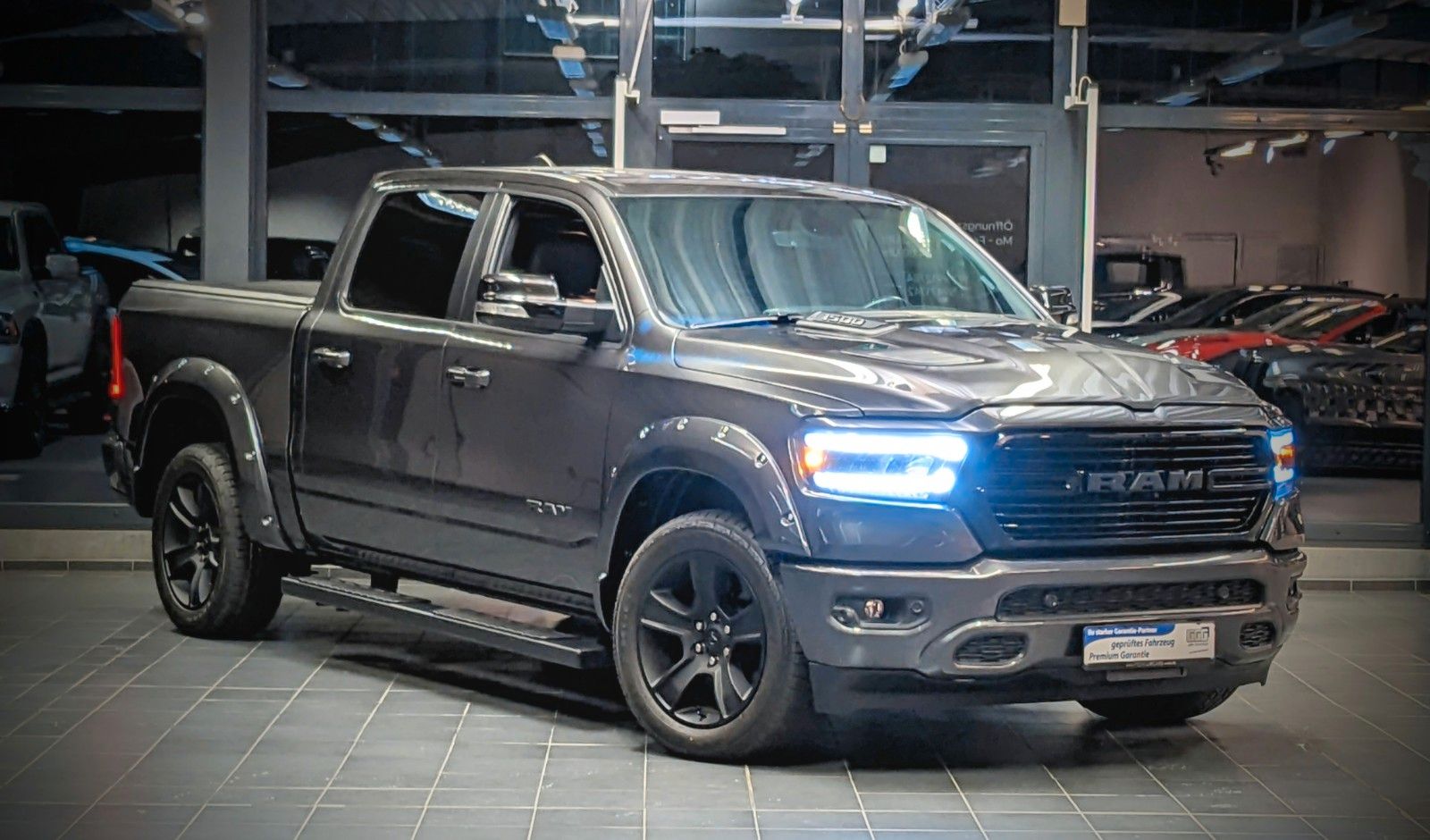 Dodge RAM 1500 Offroad,NightPacket, HEMI V8 12ZollTv imagem 2