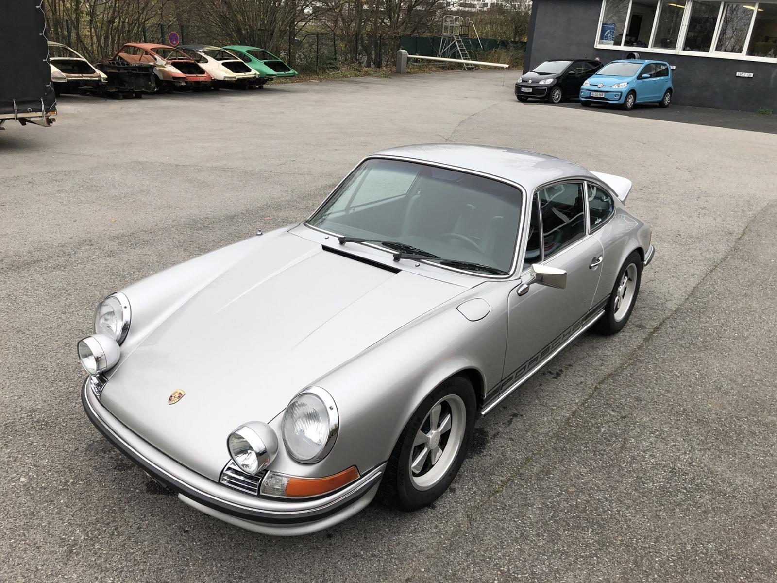 Porsche 911 2.2 S Coupé Motor + Getriebe neu
