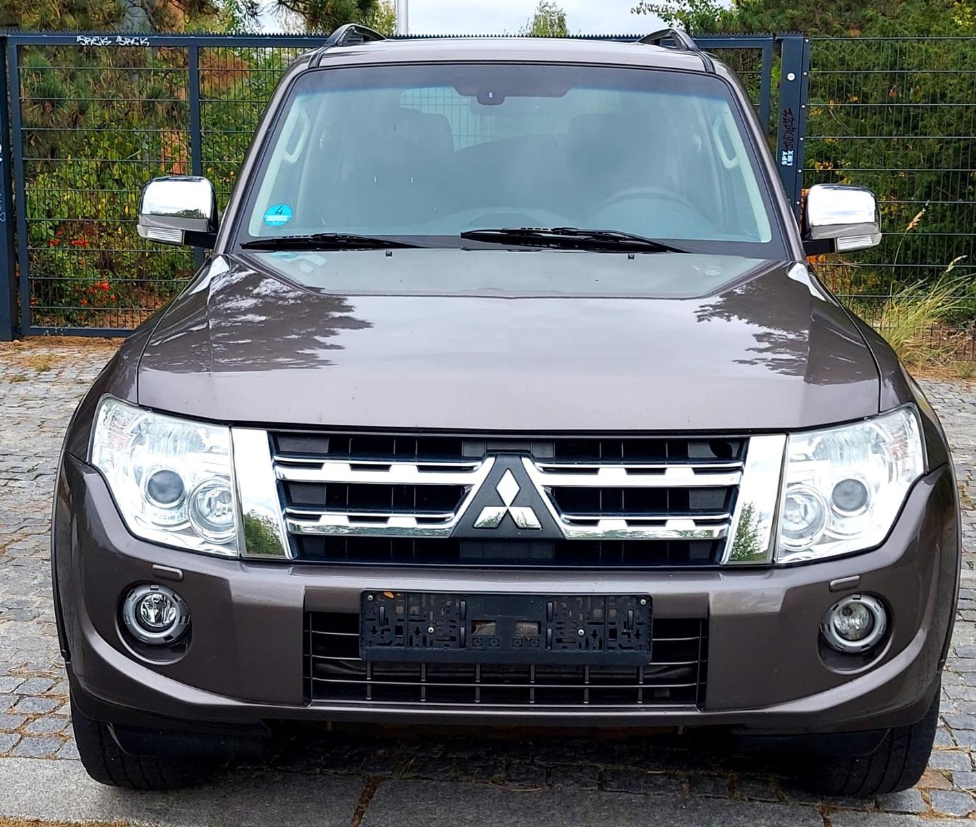 MITSUBISHI PAJERO 3.2 DI-D 200CH EDITION 30