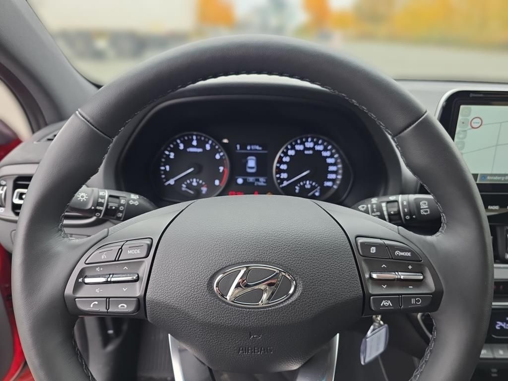 Erstes Annaberger Autohaus -  Hyundai i30 Advantage, Navi, Rückfahrkamera, LED, SHZ, L - Bild 8