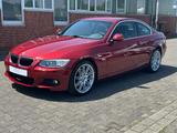 BMW 325i Coupe M-Paket 39000 KM 2. HAND XENON PDC - BMW 325 mit Benzin-Antrieb: Coupe