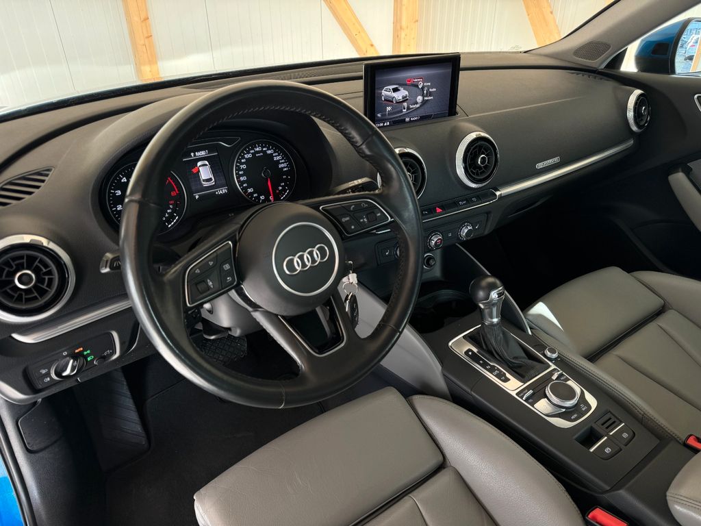 Audi A3 2.0 TFSI S tronic quattro,1Hand,ACC,RFK,Leder