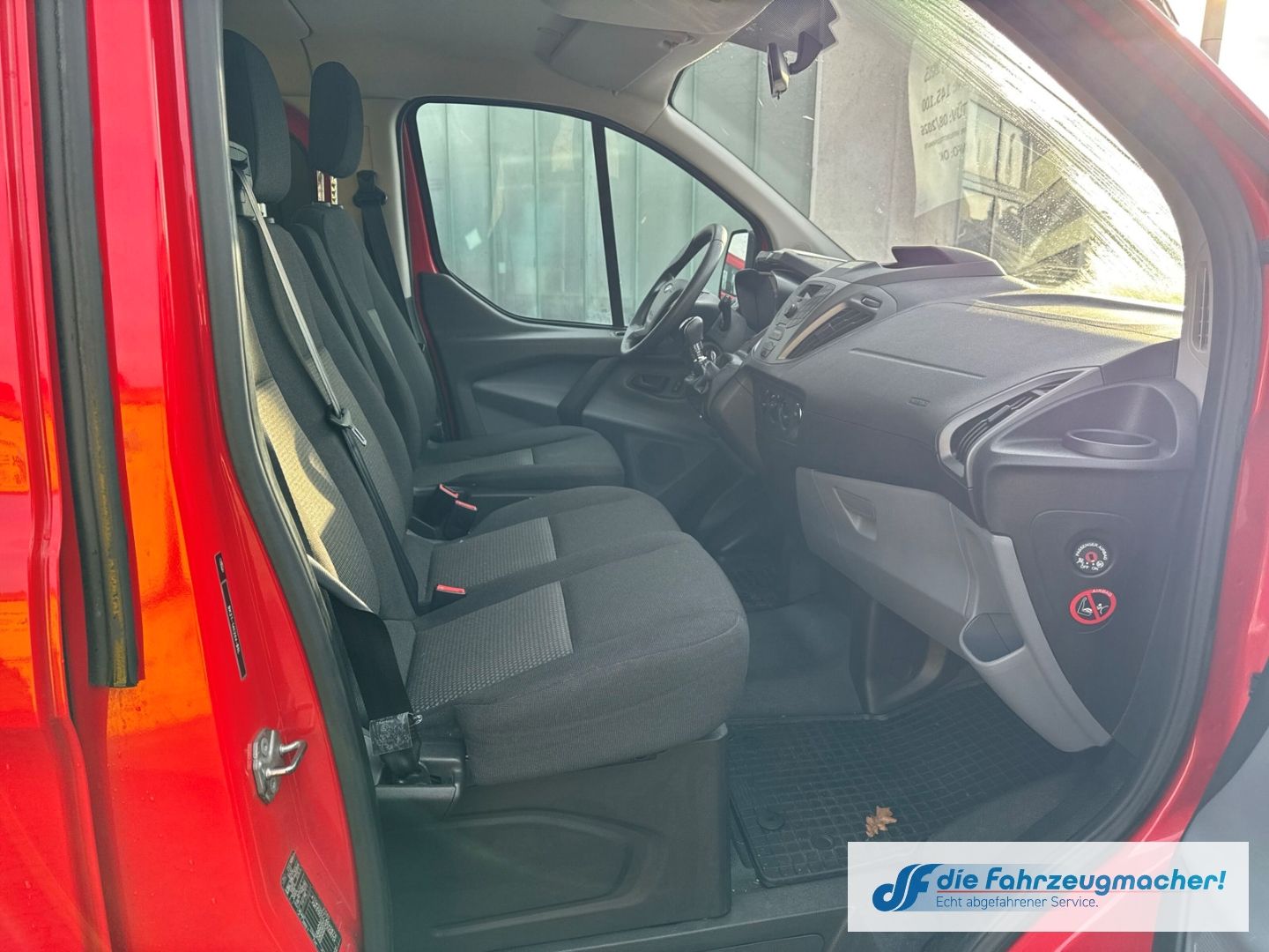 Fahrzeugabbildung Ford Transit Custom Tourneo 300 L1 *4132