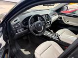 BMW xDrive20d HEADUP STANDHZ LEDER WEIß PANORAMA - BMW X4 von privat