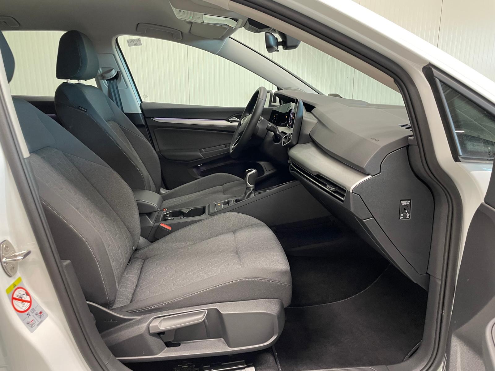 Volkswagen Golf VIII Life 1.5 TSI LED KAM SHZ ACC, миниатюра 21
