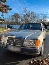 Mercedes-Benz Mercedes W124 200D - Mercedes-Benz 200 aus 1990