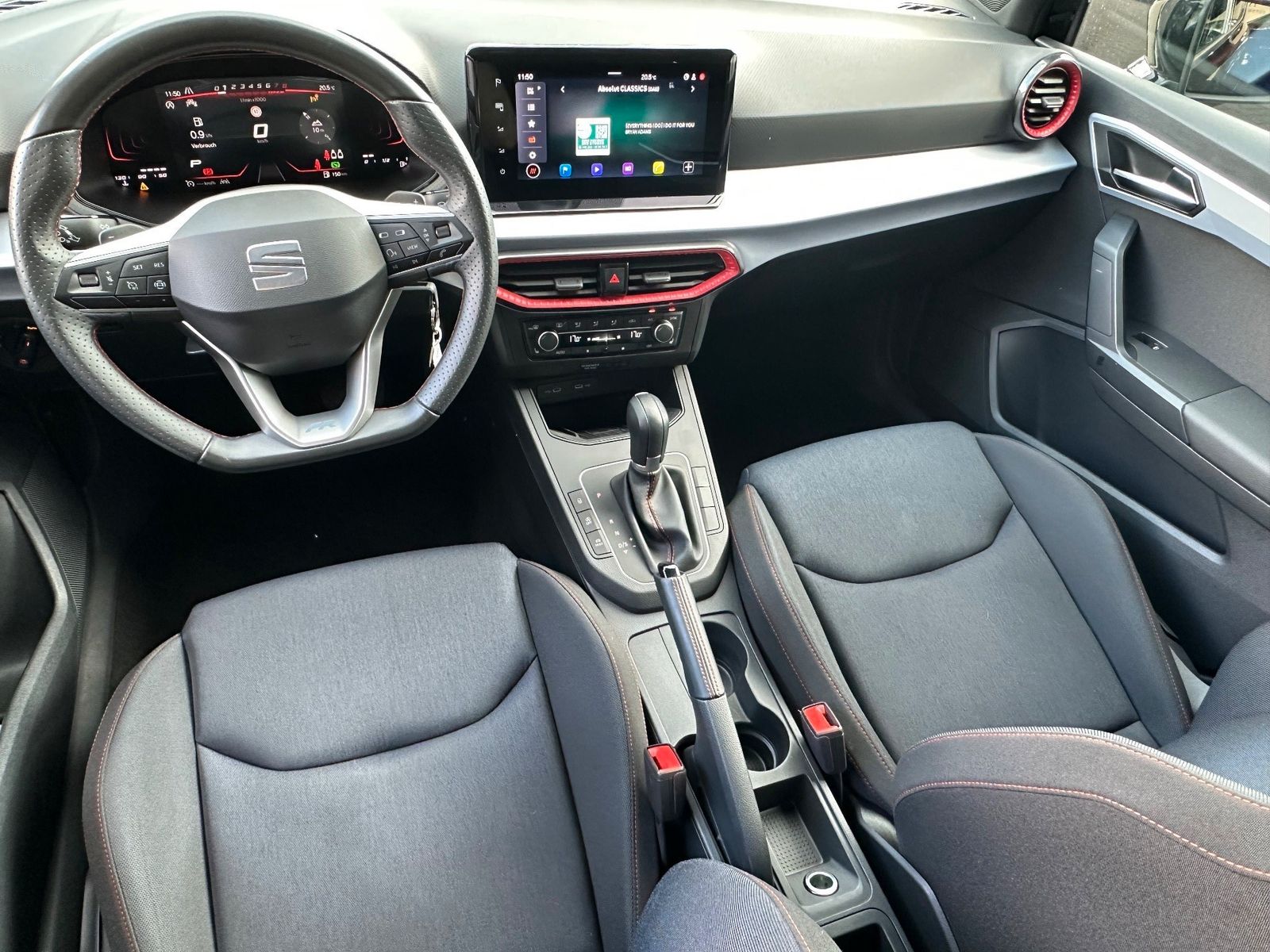 Fahrzeugabbildung SEAT Ibiza FR 1.0 TSI DSG NAV+LED+PDC+DAB+GANZJAHRES